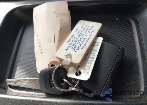 2015 Chevrolet Silverado 1500 1Lt из США, поврежденный, VIN 3GCUKREC0FG431168